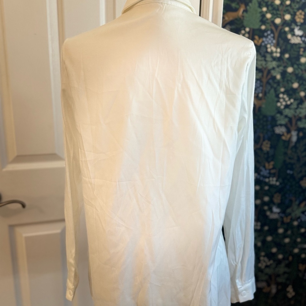Elegant White Button Down Dress Shirt - Picture 4 of 5